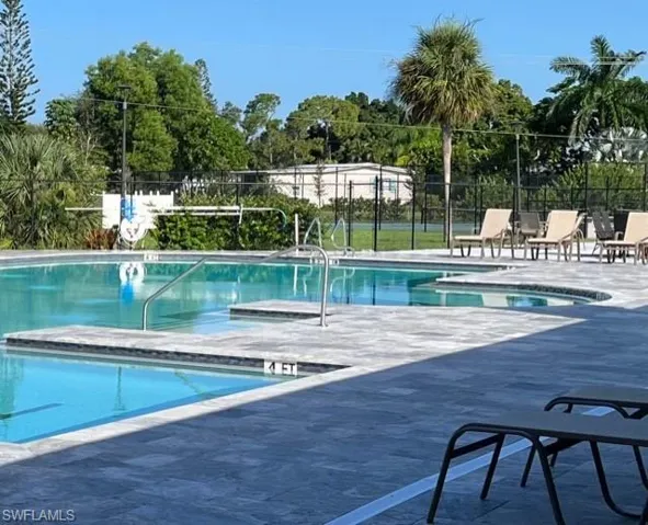4 Chateau Way, Naples Fl 34112