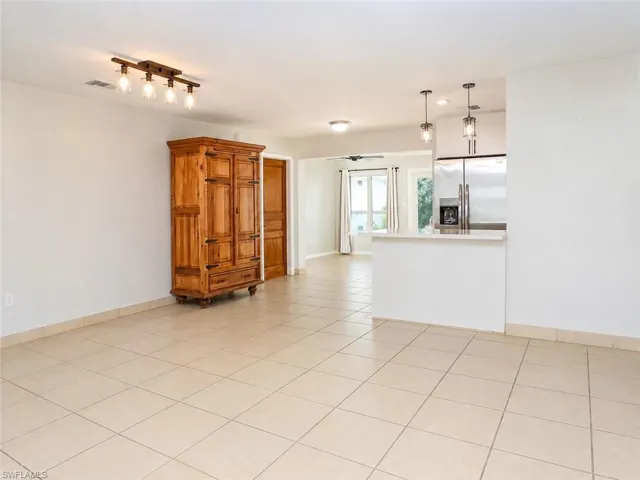 4021 Se 3rd Ave, Cape Coral, Florida 33904