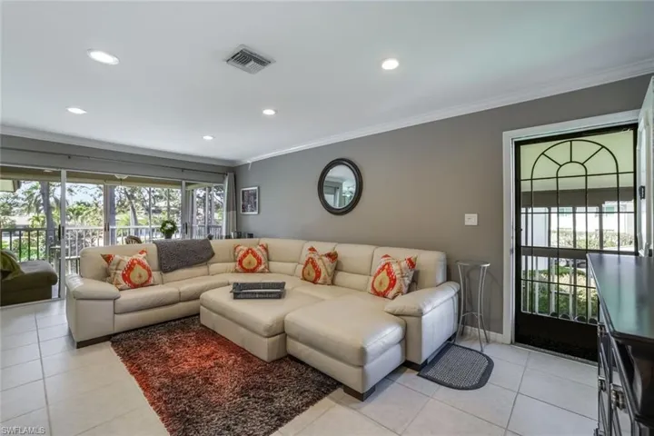 4150  Belair  LN, Naples, FL 34103