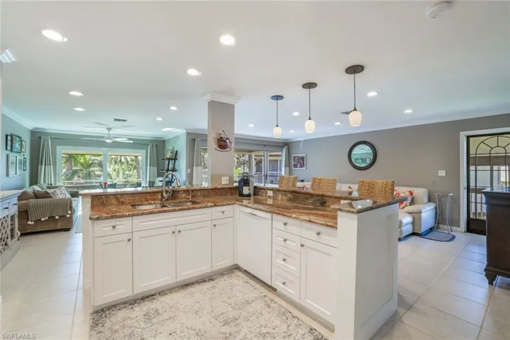 4150  Belair  LN, Naples, FL 34103