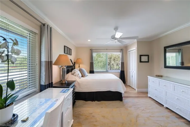 Primary Suite w/ 2 closets