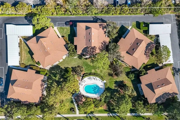 4150  Belair  LN, Naples, FL 34103