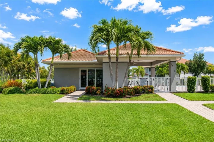 12081 Summergate Cir 203, Fort Myers, Florida 33913