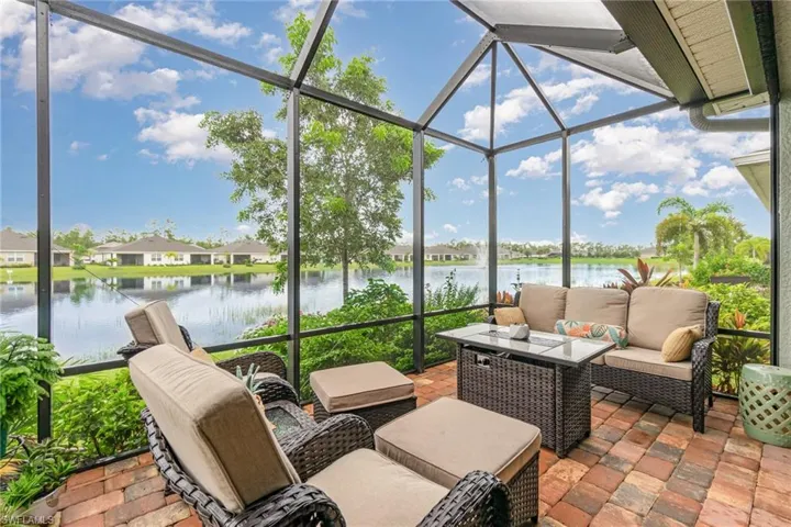 Breathtaking views from the bumped out lanai!