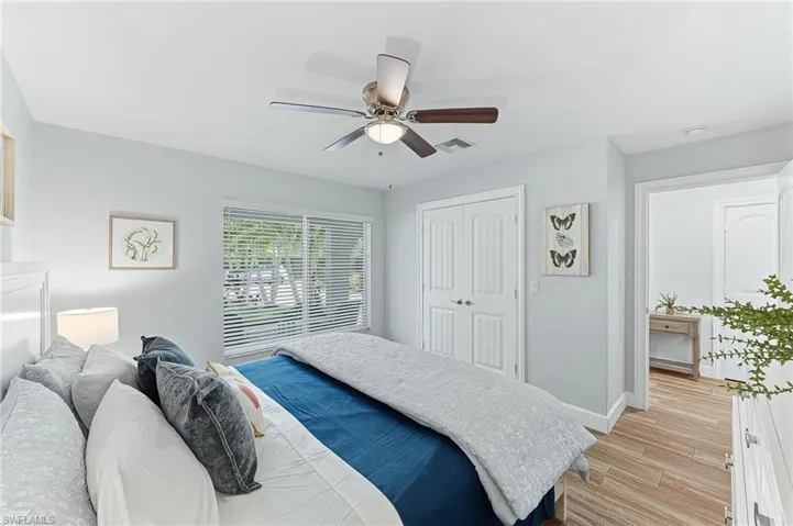 737 91st Ave N, Naples, Florida 34108