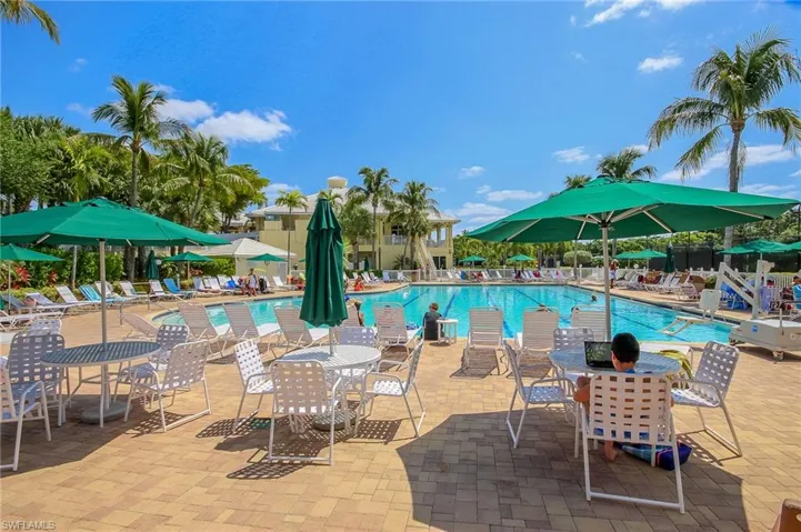 Community pool