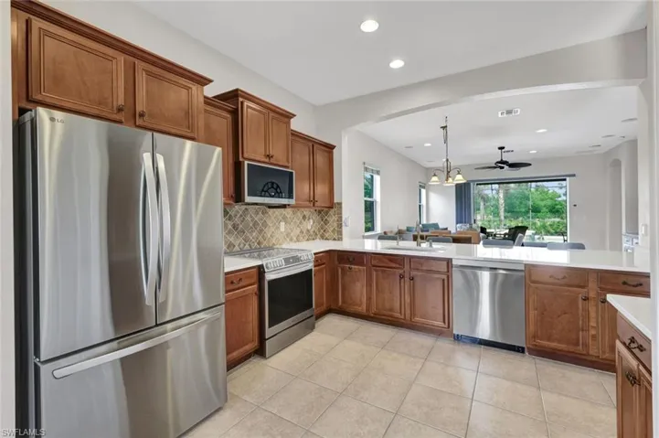 13055  Simsbury  TER, Fort Myers, FL 33913