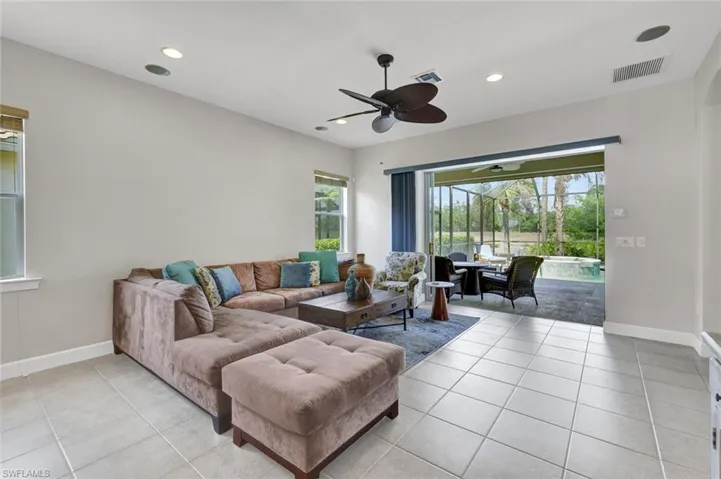 13055  Simsbury  TER, Fort Myers, FL 33913