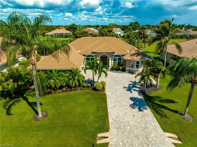 28411  Del Lago  WAY, Bonita Springs, FL 34135