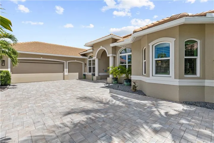 28411  Del Lago  WAY, Bonita Springs, FL 34135