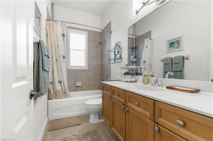 28411  Del Lago  WAY, Bonita Springs, FL 34135