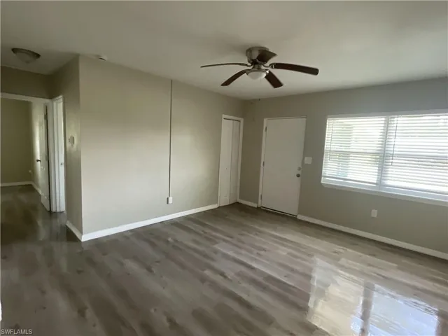 Living room with a ceiling fan