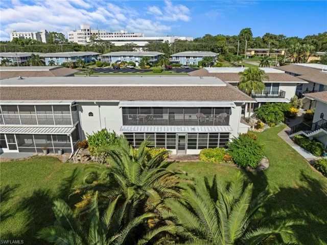 263 Palm Dr 4, Naples, Florida 34112