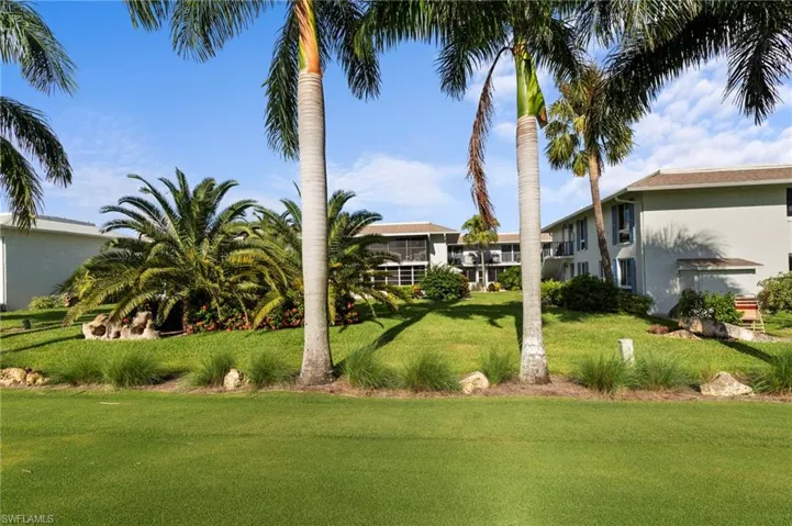 263 Palm Dr 4, Naples, Florida 34112