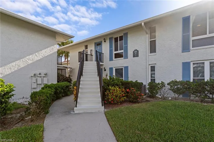 263 Palm Dr 4, Naples, Florida 34112