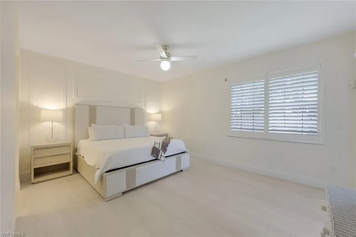 2148  Paget  CIR, Naples, FL 34112