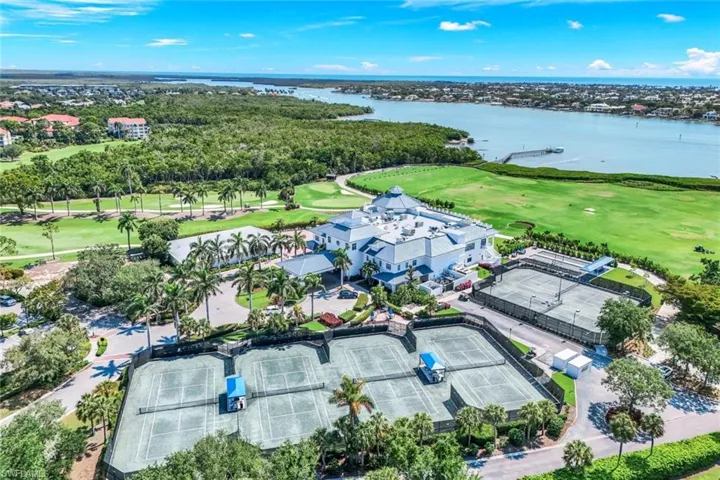 2148  Paget  CIR, Naples, FL 34112