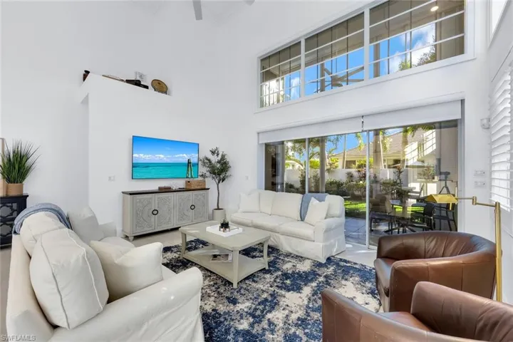 2148  Paget  CIR, Naples, FL 34112