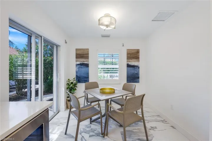 2148  Paget  CIR, Naples, FL 34112