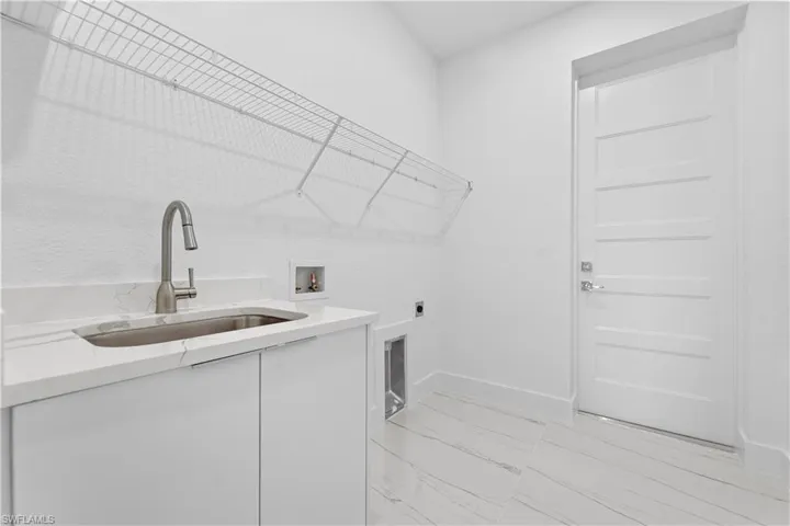 Under-Air Laundry Room