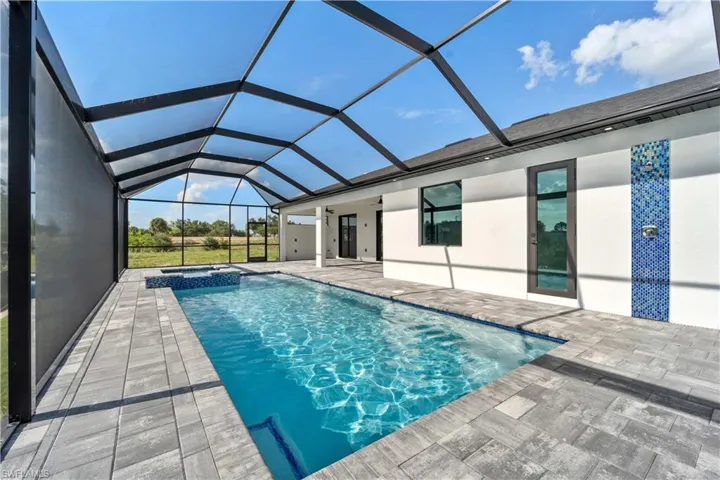 Pool - Outside Shower