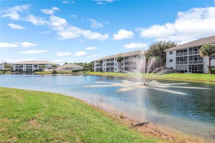 7822 Great Heron Way 206, Naples, Florida 34104