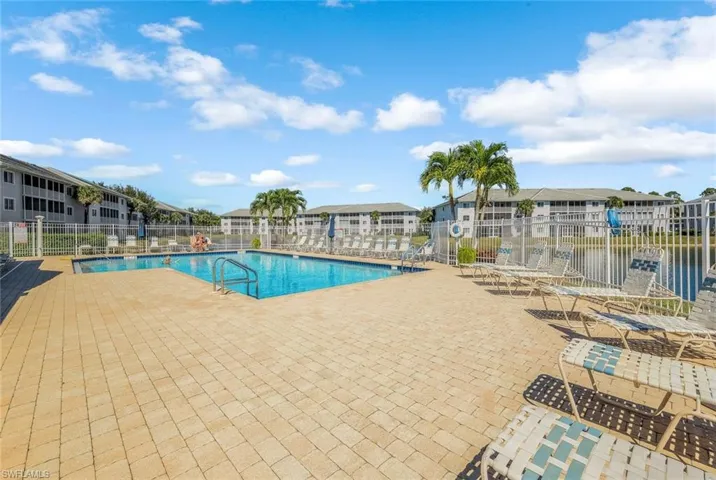 7822 Great Heron Way 206, Naples, Florida 34104