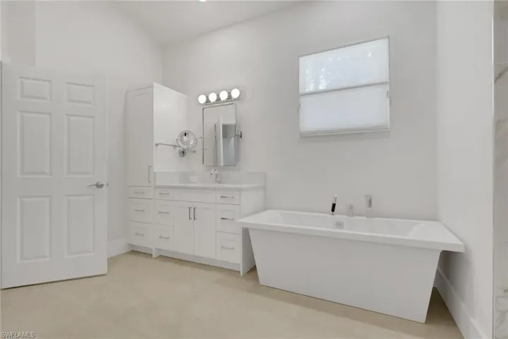 6391  Old Mahogany  CT, Naples, FL 34109