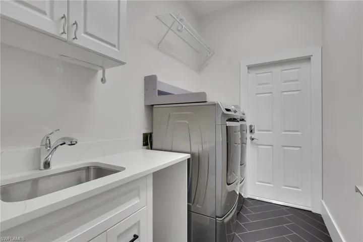 6391  Old Mahogany  CT, Naples, FL 34109