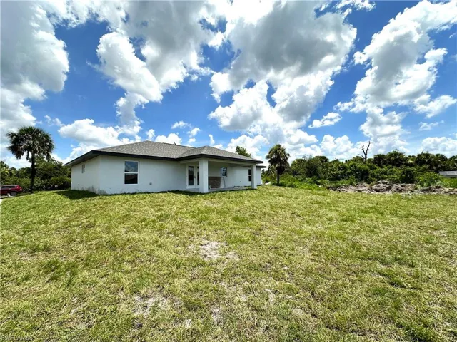 2913  26th W ST, Lehigh Acres, FL 33971