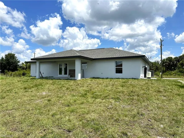 2913  26th W ST, Lehigh Acres, FL 33971