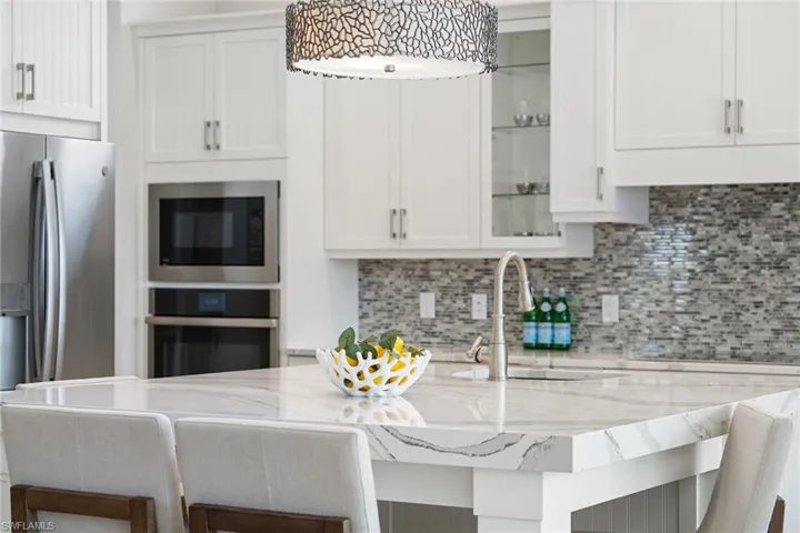 Thick quartz countertops