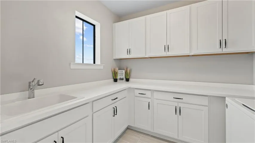 Finished Laundry Room