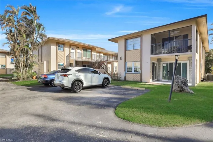 16881 Davis Rd 624, Fort Myers, Florida 33908