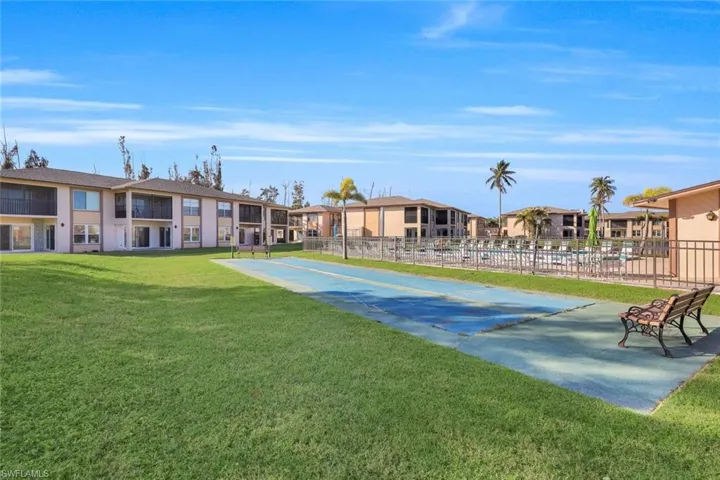 16881 Davis Rd 624, Fort Myers, Florida 33908
