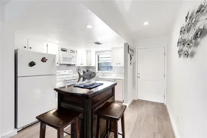 16881 Davis Rd 624, Fort Myers, Florida 33908