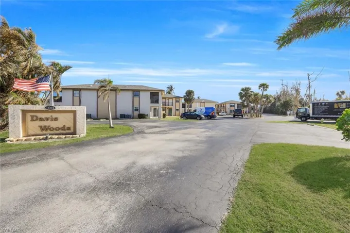 16881 Davis Rd 624, Fort Myers, Florida 33908