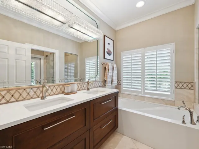 12858  Brynwood Preserve  LN, Naples, FL 34105