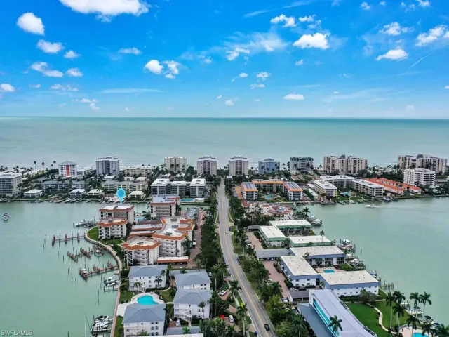 222 Harbour Dr 103, Naples, Florida 34103