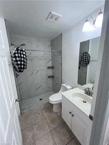 1066 Barnett St E, Lehigh Acres, Florida 33974