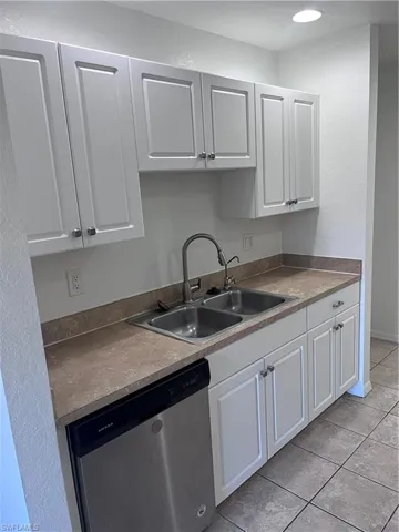 1066 Barnett St E, Lehigh Acres, Florida 33974