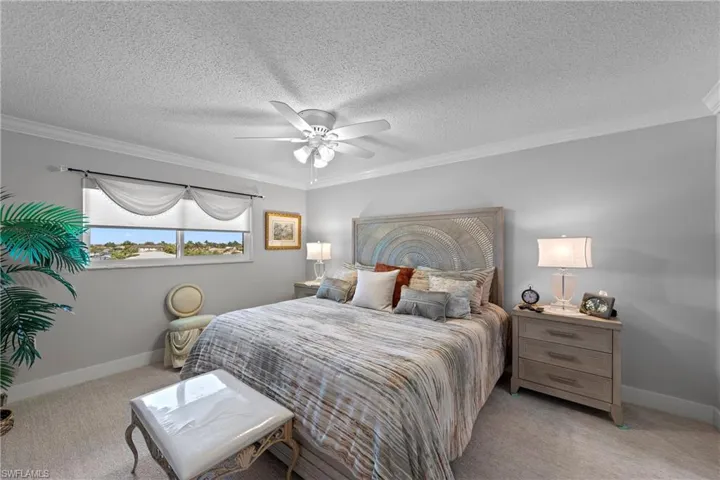4309 Mariner Way 405, Fort Myers, Florida 33919