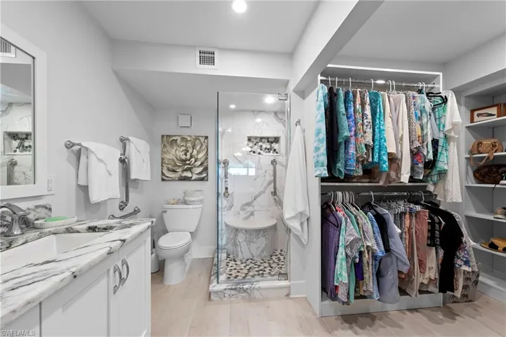 4309 Mariner Way 405, Fort Myers, Florida 33919