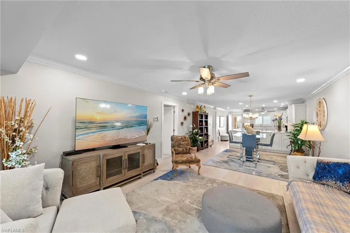 4309 Mariner Way 405, Fort Myers, Florida 33919