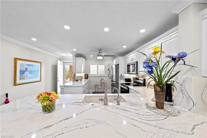 4309 Mariner Way 405, Fort Myers, Florida 33919
