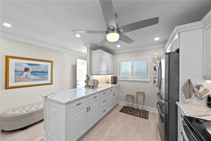 4309 Mariner Way 405, Fort Myers, Florida 33919