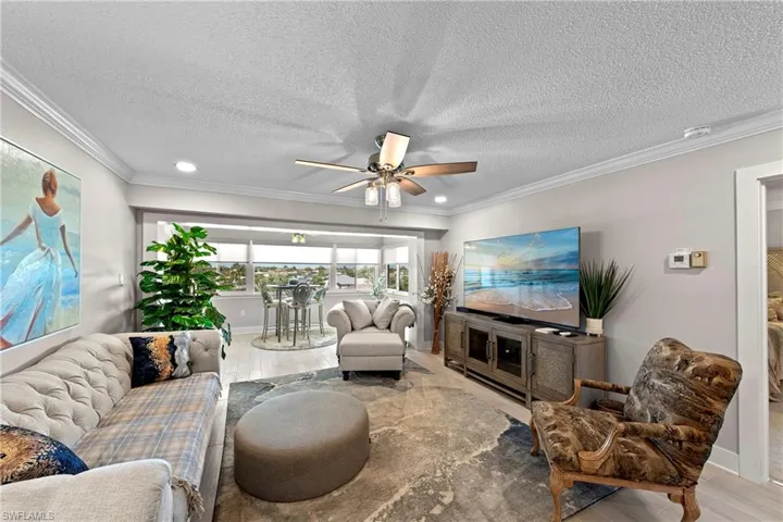 4309 Mariner Way 405, Fort Myers, Florida 33919