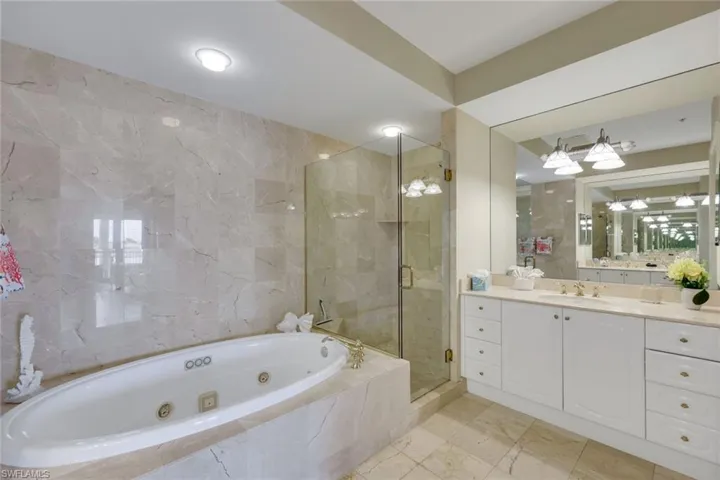 760 Collier Blvd 3-206, Marco Island, Florida 34145