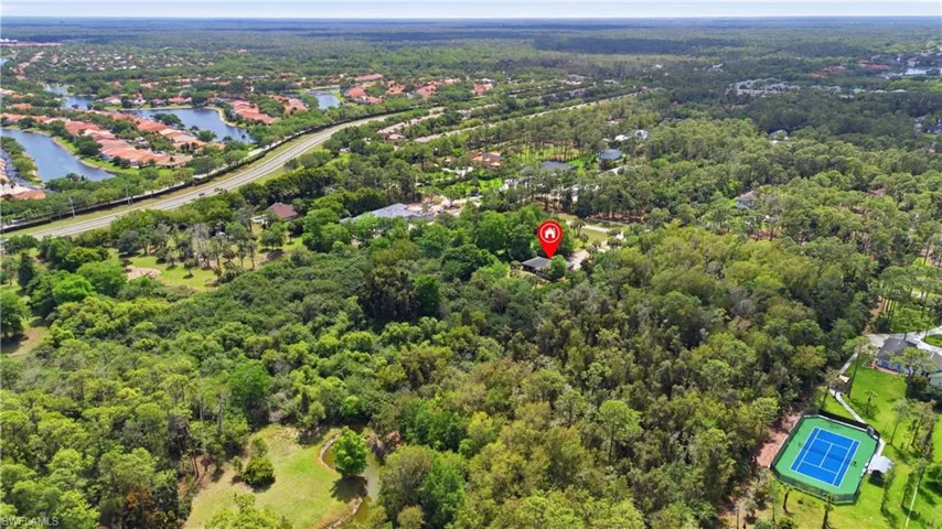 5681  Bur Oaks  LN, Naples, FL 34119