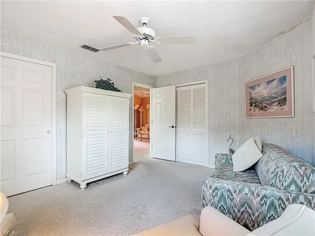 2181 Rio Nuevo Dr, North Fort Myers, Florida 33917